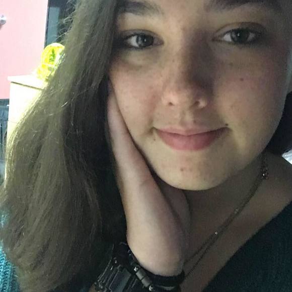 Meet your Posher, Samantha - Picture 1 of 1